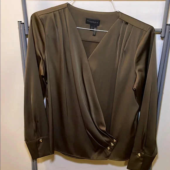 DONNA KARAN OLIVE GREEN BLOUSE - Picture 2 of 10